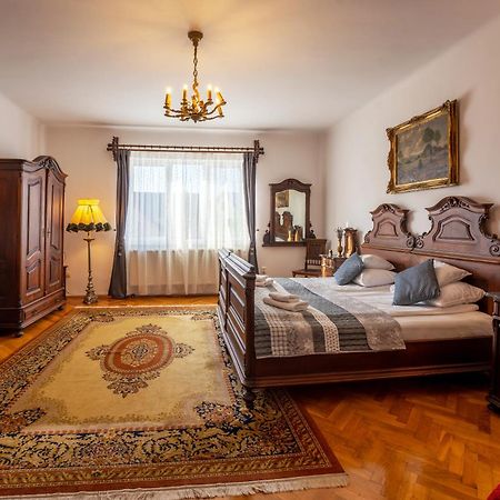 Casa Szabo Bed and Breakfast Sighişoara Exteriör bild