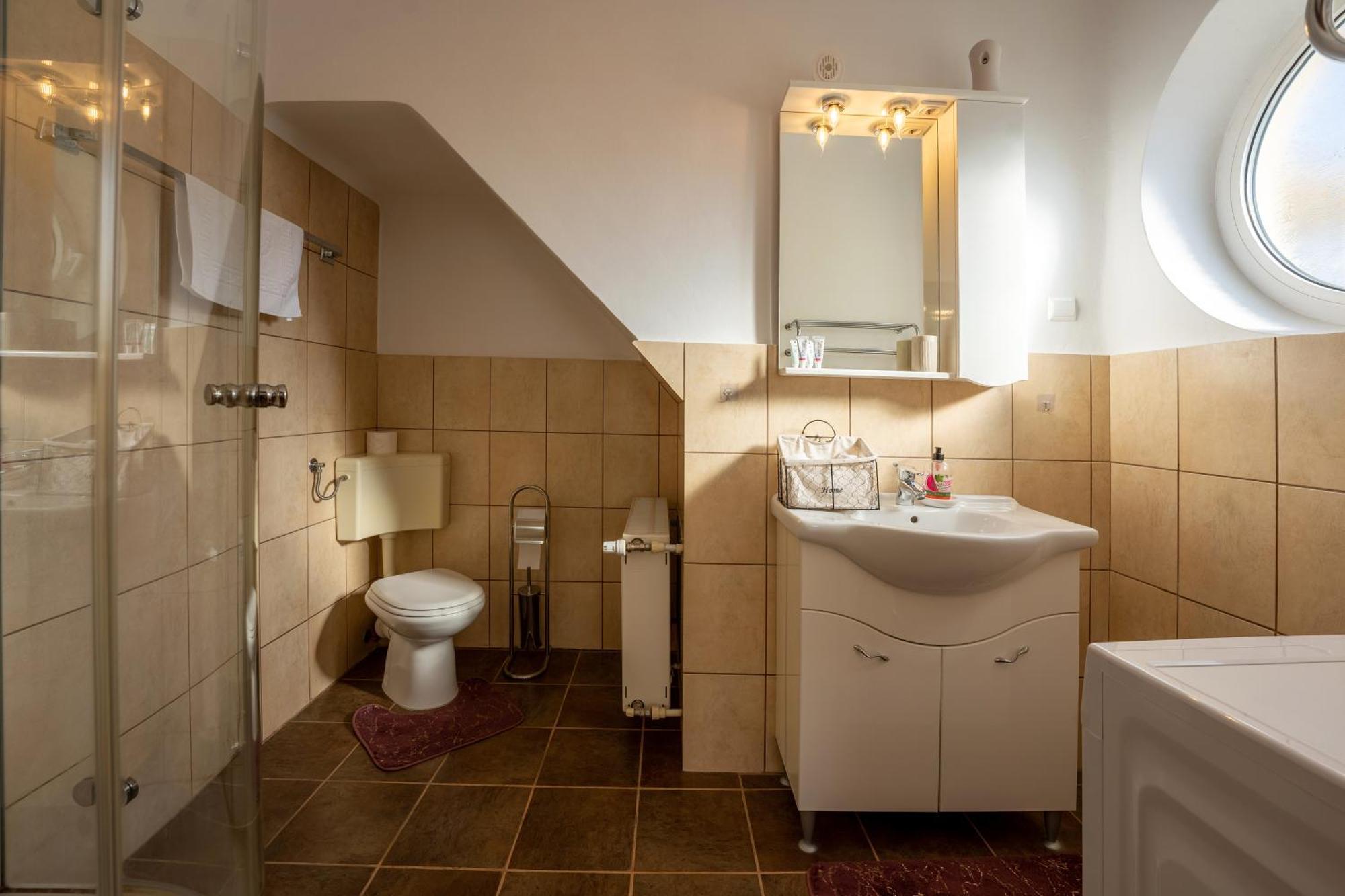 Casa Szabo Bed and Breakfast Sighişoara Exteriör bild