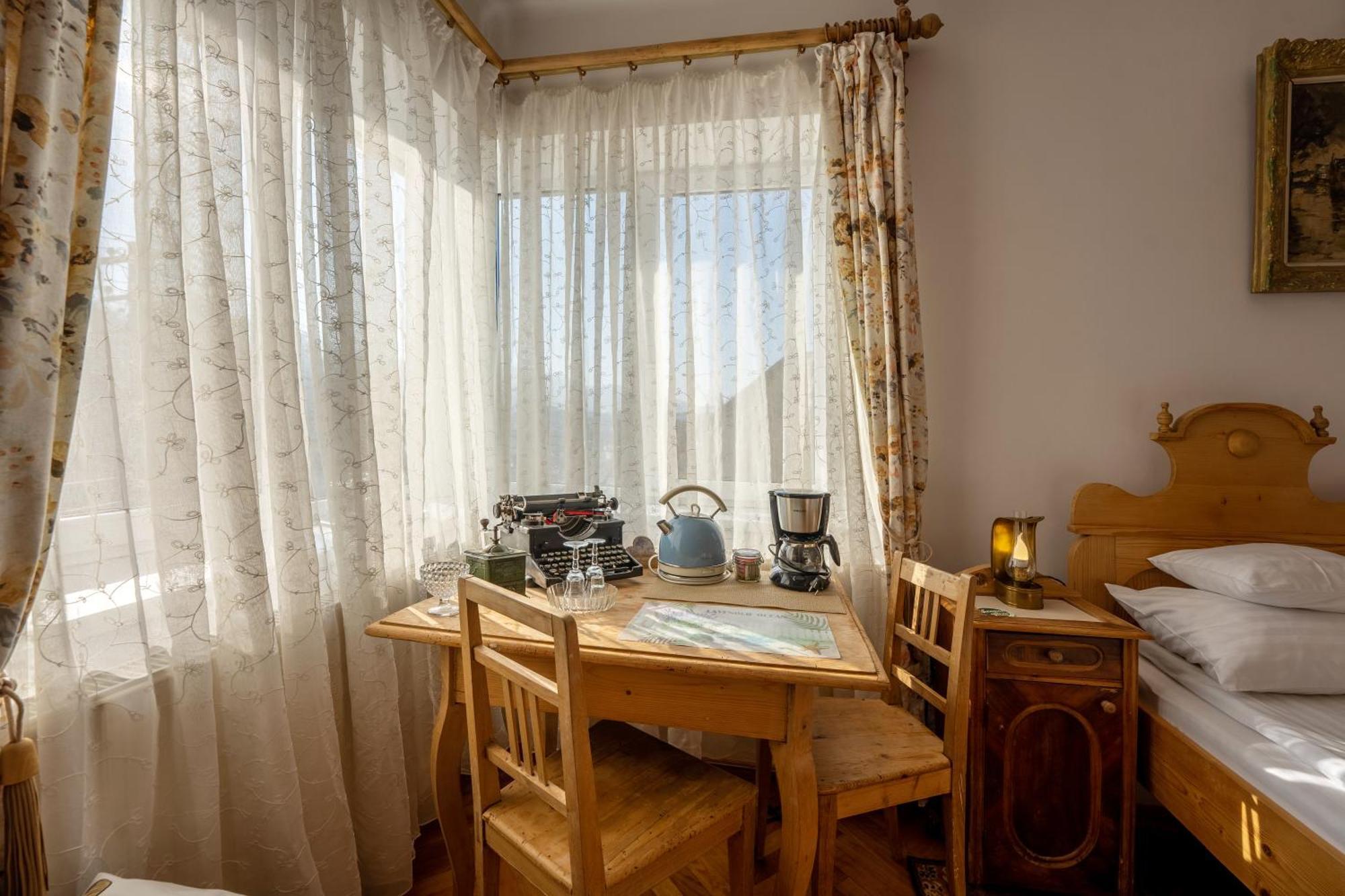 Casa Szabo Bed and Breakfast Sighişoara Rum bild