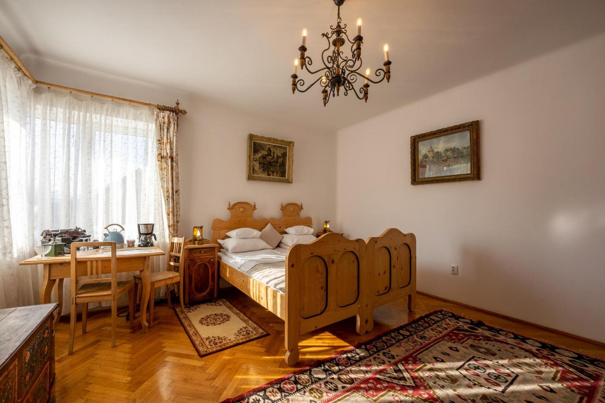 Casa Szabo Bed and Breakfast Sighişoara Exteriör bild