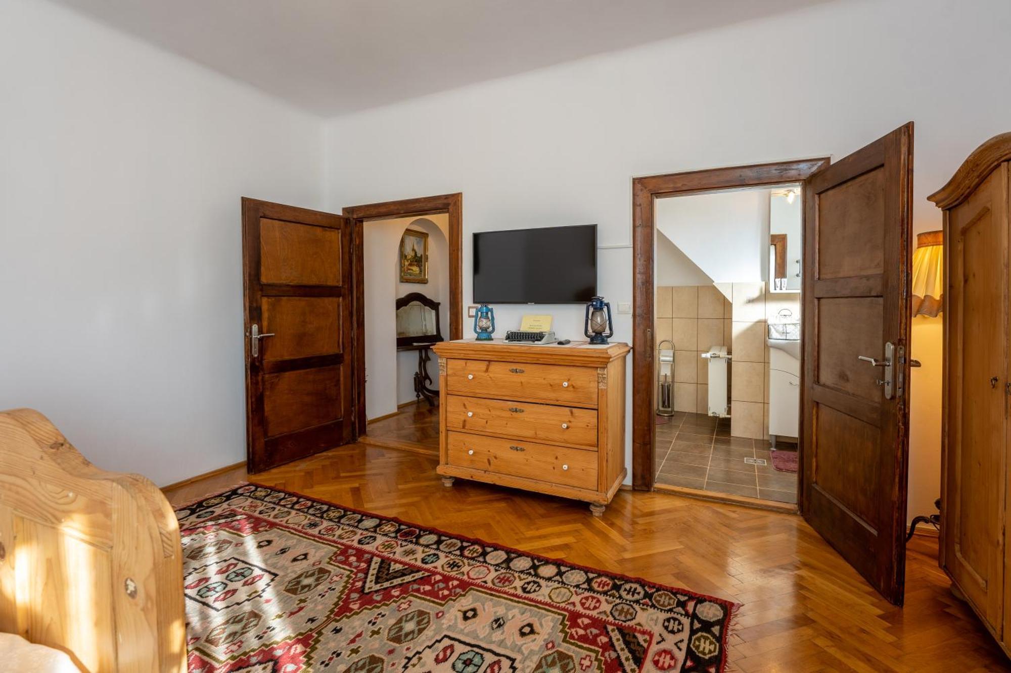 Casa Szabo Bed and Breakfast Sighişoara Exteriör bild